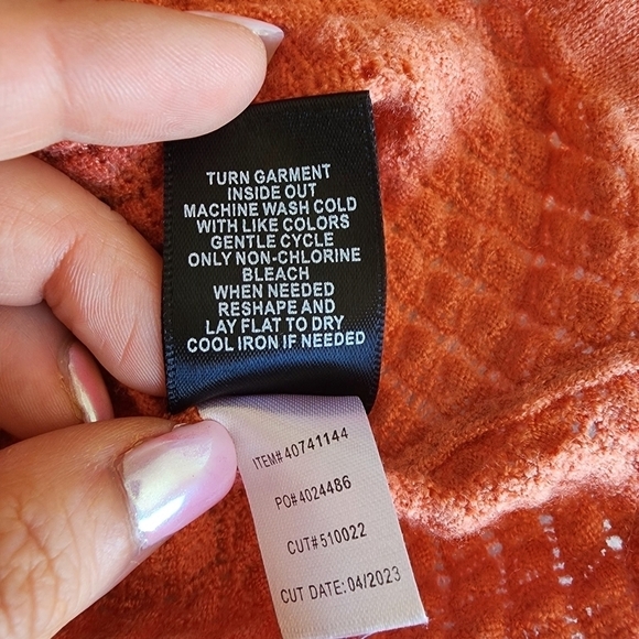 Torrid Apricot Brandy Everyday Soft Pointelle Pullover Women's Size 3. - Picture 3 of 7